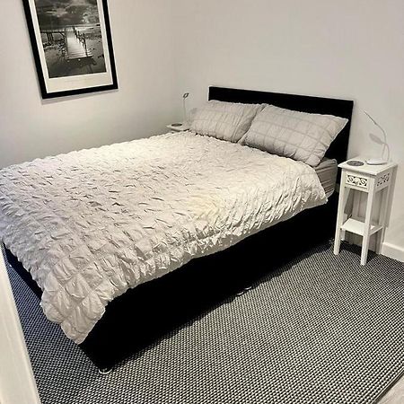 Basement Studio By The Bay Hotel Morecambe Ngoại thất bức ảnh
